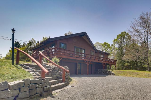 Newcomb Retreat with Mountain Views and Fire Pit!