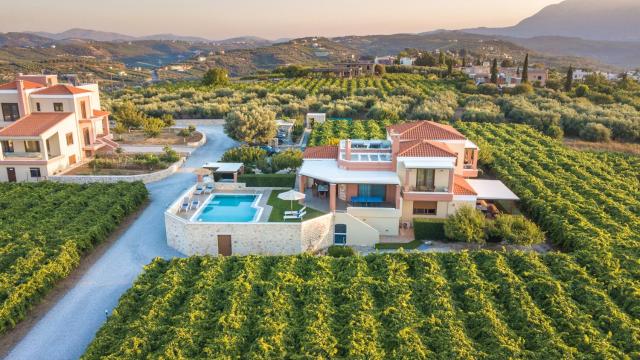 Cretan Vineyard Hill Villa 2