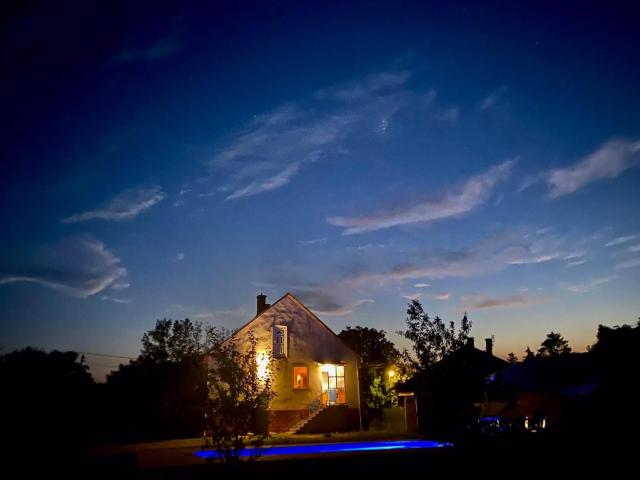 River House - Luxury house on the border of the Tisza River