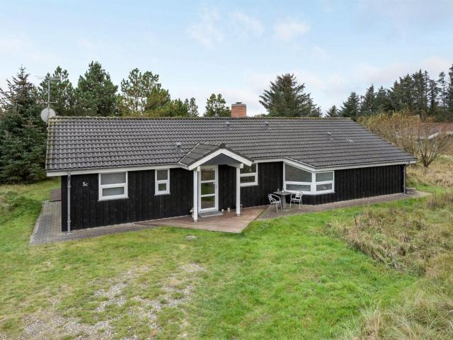 Holiday Home Carlina - 800m from the sea in NW Jutland by Interhome