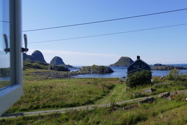 Koselig Hytte mellom sjø og fjell