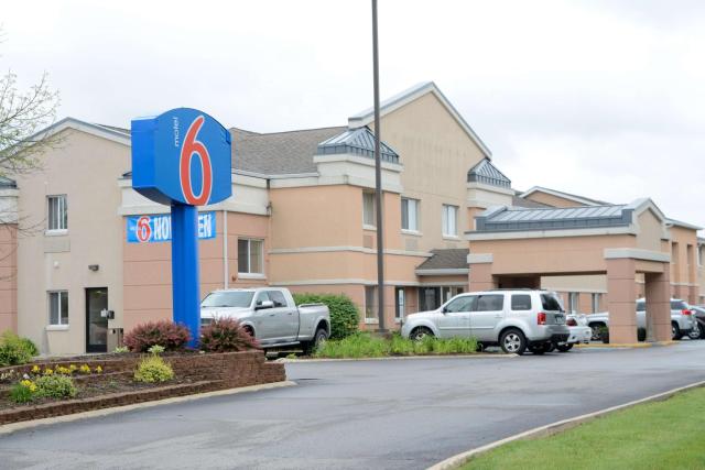 Motel 6-Anderson, IN - Indianapolis