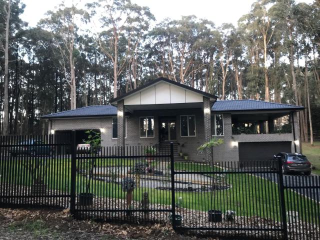 Self contained apartment a few mins from Puffing Billy in Clematis