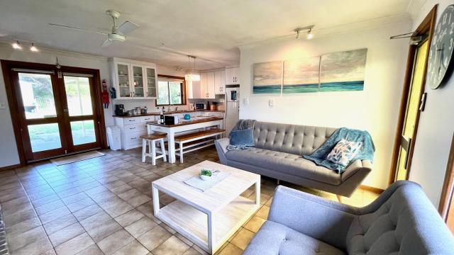 Goolwa Beachfront House. Pet Friendly.