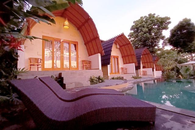 Uma Manyar Sunset Villa