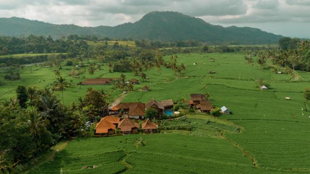 Kubu Sakian Villa Sidemen by Samhita Bali