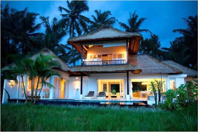 Summer Moon Villa, Rice Field View Near Ubud Center