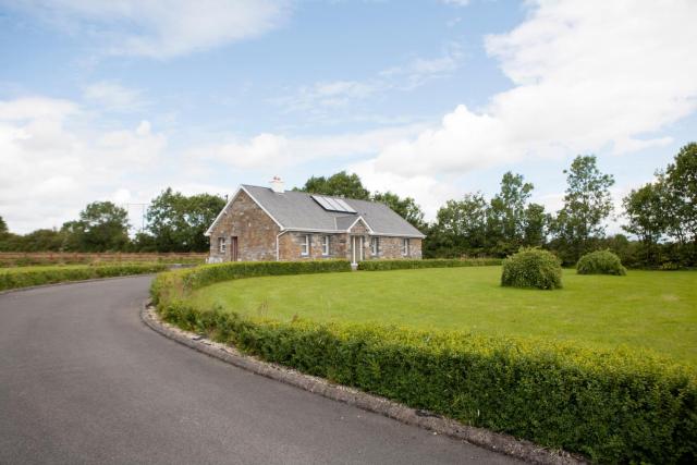 Inviting 4-Bed House in Strokestown