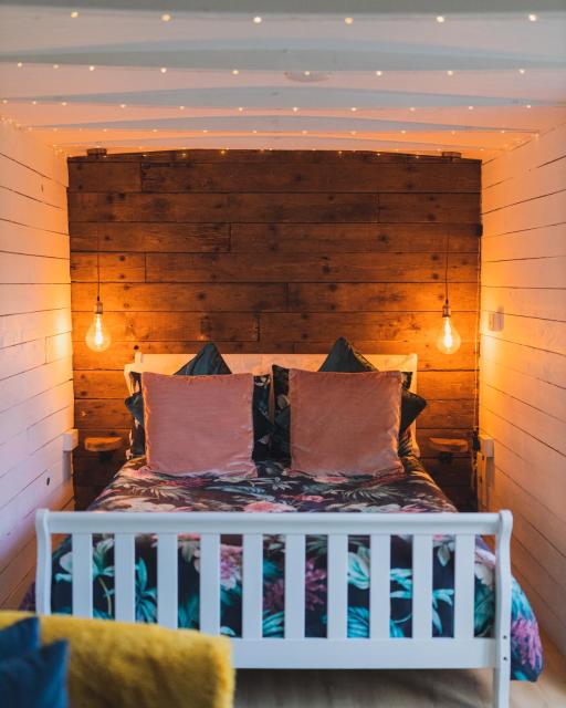 The Horrrsebox Tinyhouse Glamping