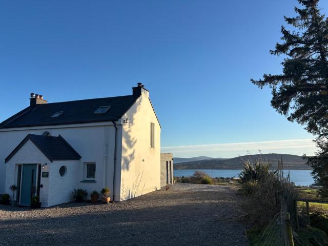 Laughing Seagull Cottage - unspoilt sea views