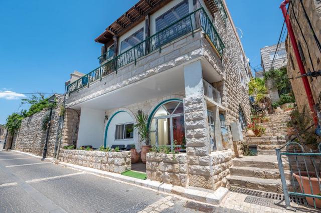 Family Villa - Prime Location Old City