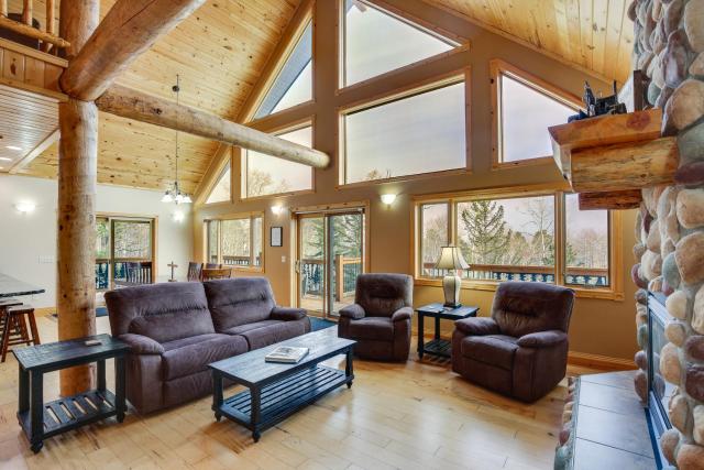 Spacious Terry Peak Cabin Less Than 1 Mi to Ski Lift