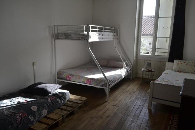 Grande chambre d'hôte pour 4 à 5 personnes