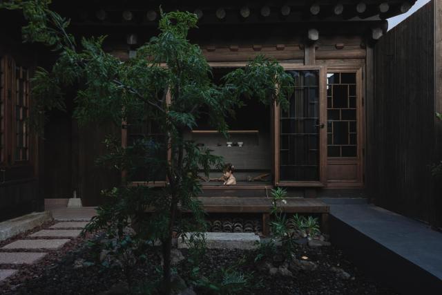 Luxury hanok with private bathtub - SN12