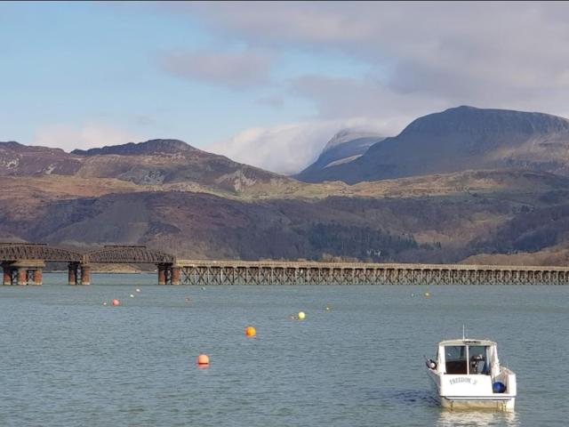 Barmouth Lyons Sunnysands 346