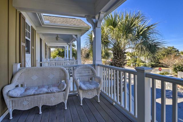 N Myrtle Beach Townhome with Upscale Amenities