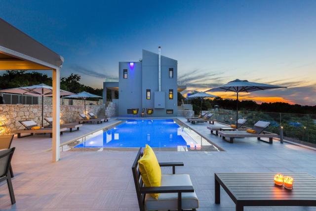 Luxury Cretan Villas with private pools