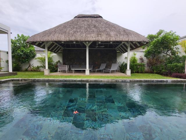 Villa de Luxe à Grand Baie avec piscine V12