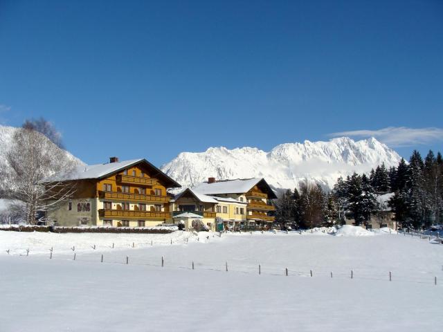 Landhotel Häuserl im Wald