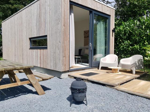 Modern Tiny House op rustig Watersportpark