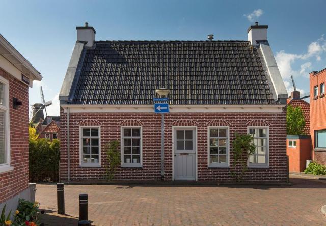 Karakteristiek huis in centrum Winsum met nieuwe badkamer