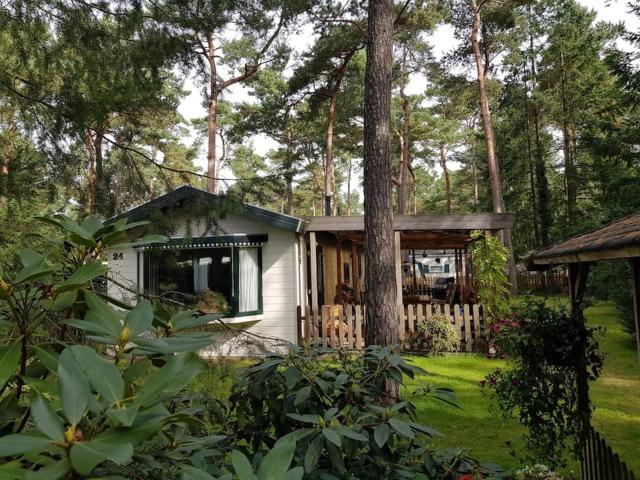 Mooi chalet met grote tuin op een 4 sterren park.