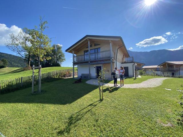 Chalet Alpenzauber mit Pool, Inzell