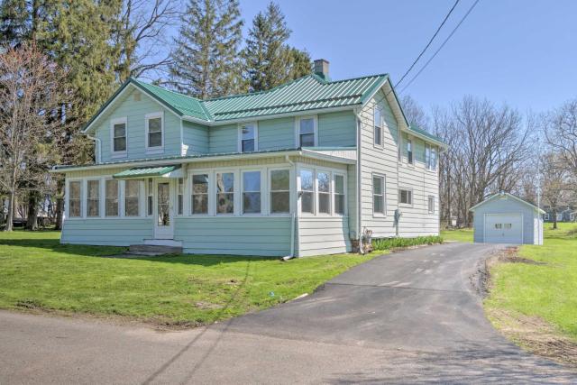 Getaway in Sodus Point with Private Yard