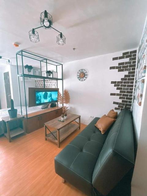 Black & Bold - 1BR Condo 50mbpsWIFI near SM Marilao