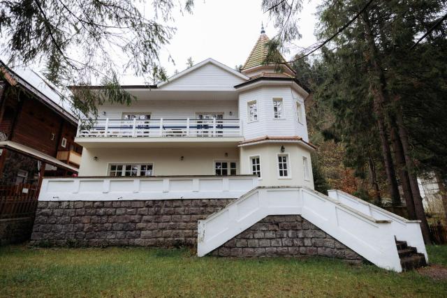 Miniszteri Villa