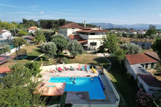 Holidayhome with bar and swimming pool