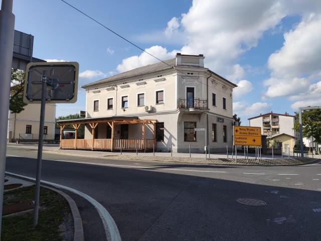 Family Hostel Pivka