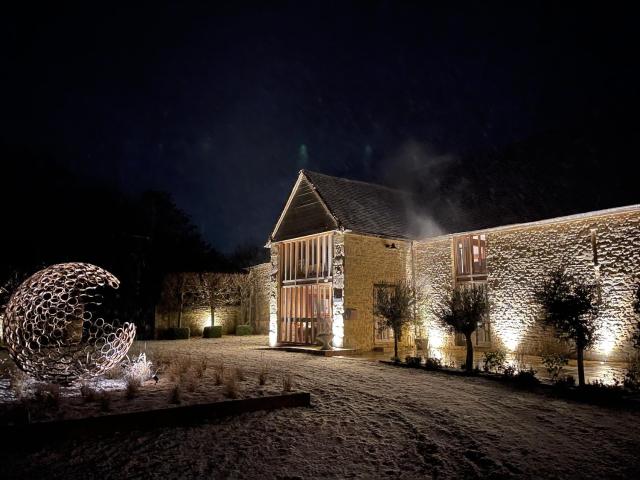 17th Century Barn near Le Manoir aux Quat’Saisons