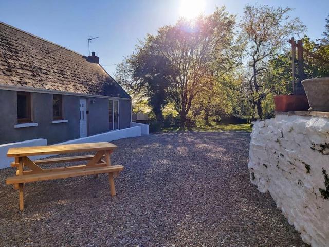 Converted Stables at Peaceful Family Farm Stay