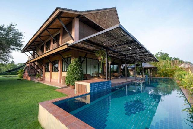 Chalala villa with bio-pool & Sala!