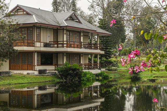 Suanphung Bonsai Village