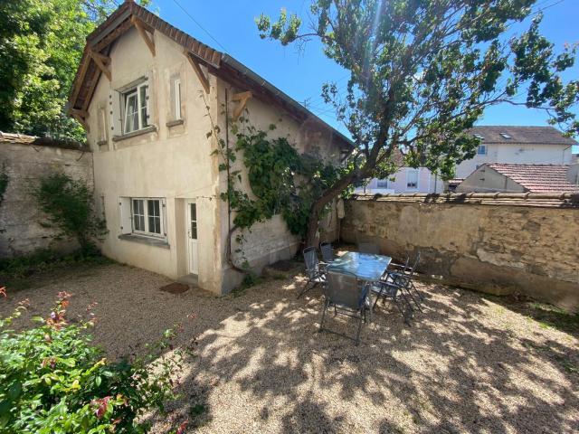 Maison Individuelle avec jardin privatif