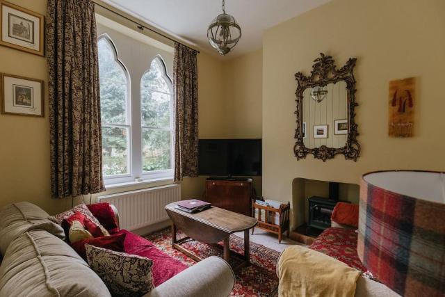 HIGH SAINT COTTAGE - Stunning 3 Bed Accommodation located in Ripon, North Yorkshire