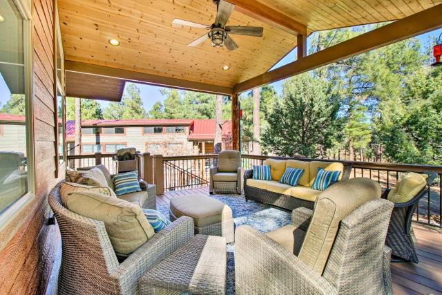 Show Low Cabin with Deck and Grill, Near Hiking Trails