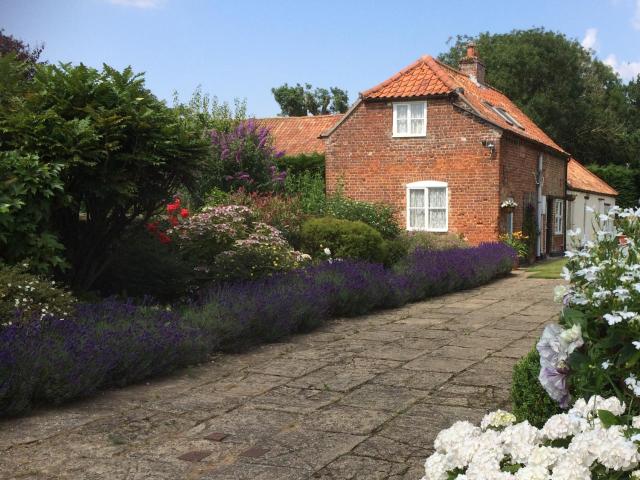 Dolls House Cottage