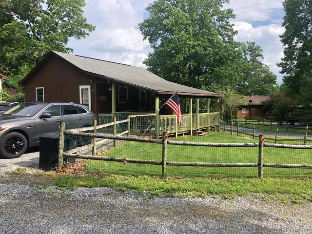 Wagon Wheel Cottage. Dog Friendly,Pipestem WVA