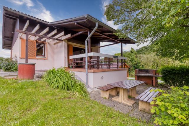 Lovely House Near Zagreb With Terrace - Happy Rentals