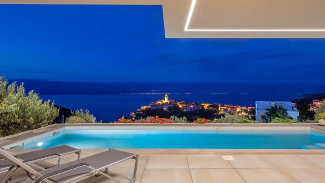 Modern Luxury Villa Olive