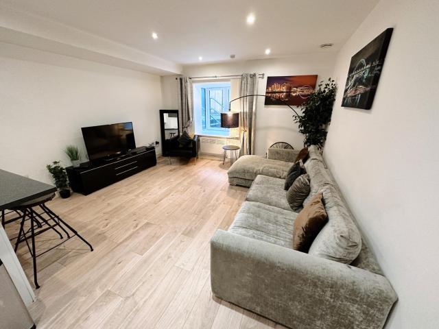 Newcastle Quayside - Sleeps 8 - Central Location