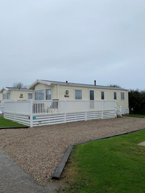 Modern Caravan on Newperran Holiday Park, Cornwall