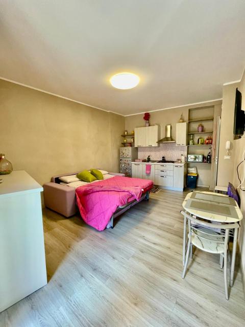 Cozy studio close by the Aragones castle