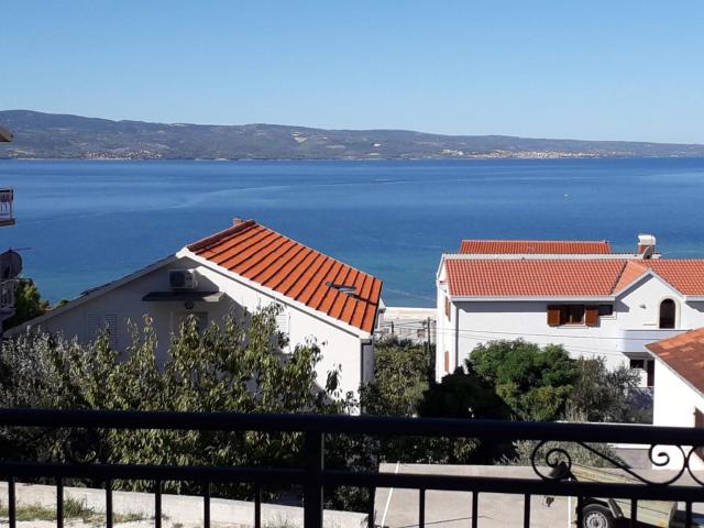 Family apartment and terrace with a sea view