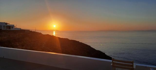 Sifnos "Sofia apartments" sea view