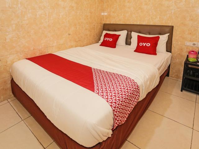 SUPER OYO 92672 Hotel Bsd