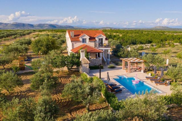 MY DALMATIA - Authentic Villa Storia with private heated pool